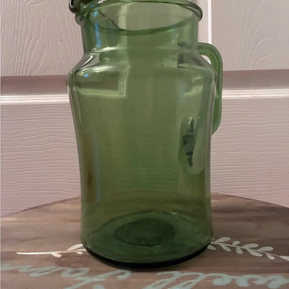 Vintage MCM Avocado Green Glass Pitcher with Ice Lip, 9.5” tall